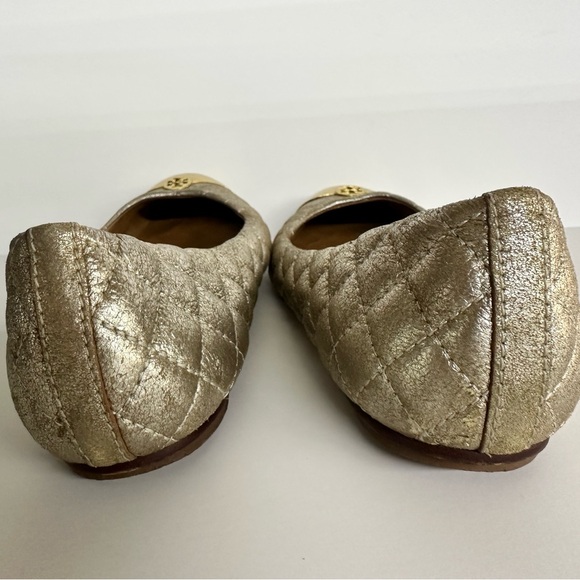Tory Burch Kaitlin Metallic Gold Flats - Picture 5 of 7